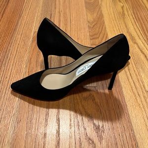 BNIB Jimmy Choo black suede pumps